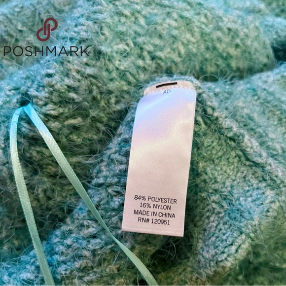 NWT SO Fuzzy Pullover Sweater in Mint Green Size Small - Picture 5 of 8